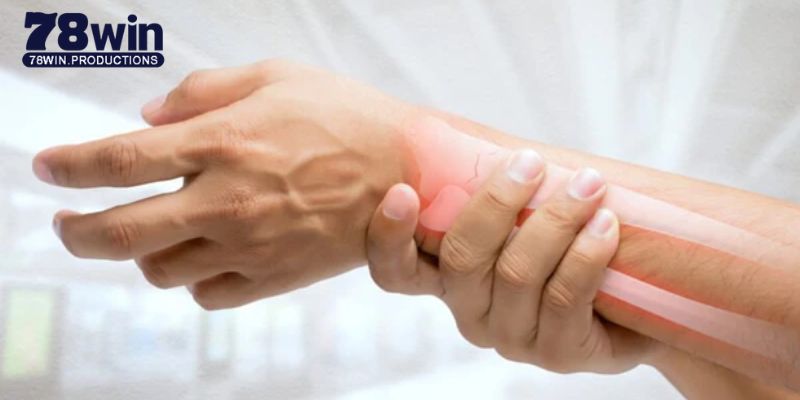 Gặp người khác bị chấn thương trong mơ là điềm xấu